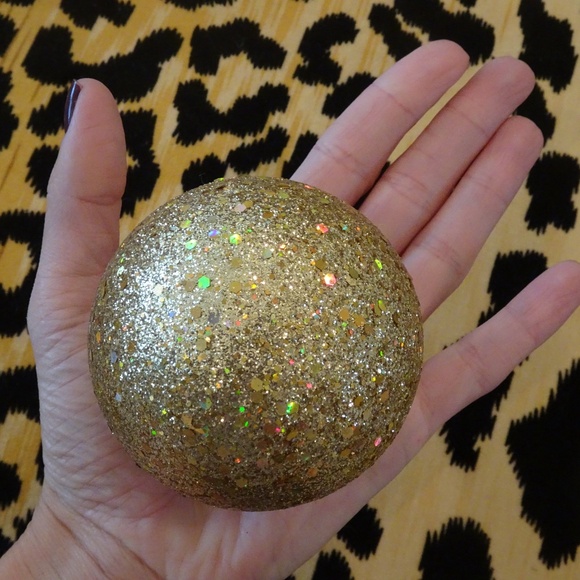 Glittery Red Green & Gold Christmas Ball Ornaments--Big Bulk Lot of 29! :o) - Picture 6 of 10